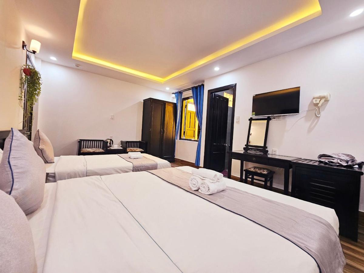 Win Homestay Hoi An Exteriör bild